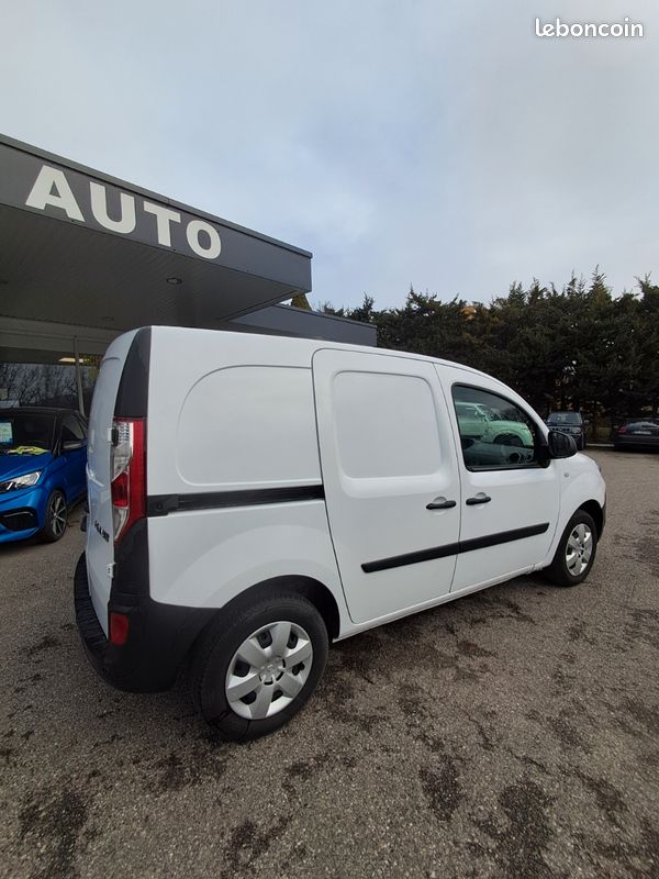 RENAULT KANGOO 1.5 BLUE DCi 95 CH GRAND CONFORT
