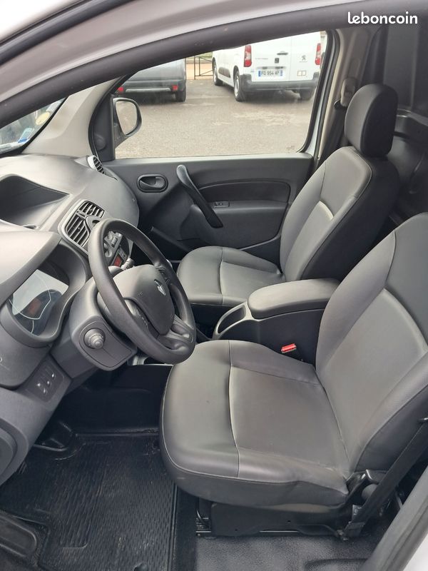 RENAULT KANGOO 1.5 BLUE DCi 95 CH GRAND CONFORT