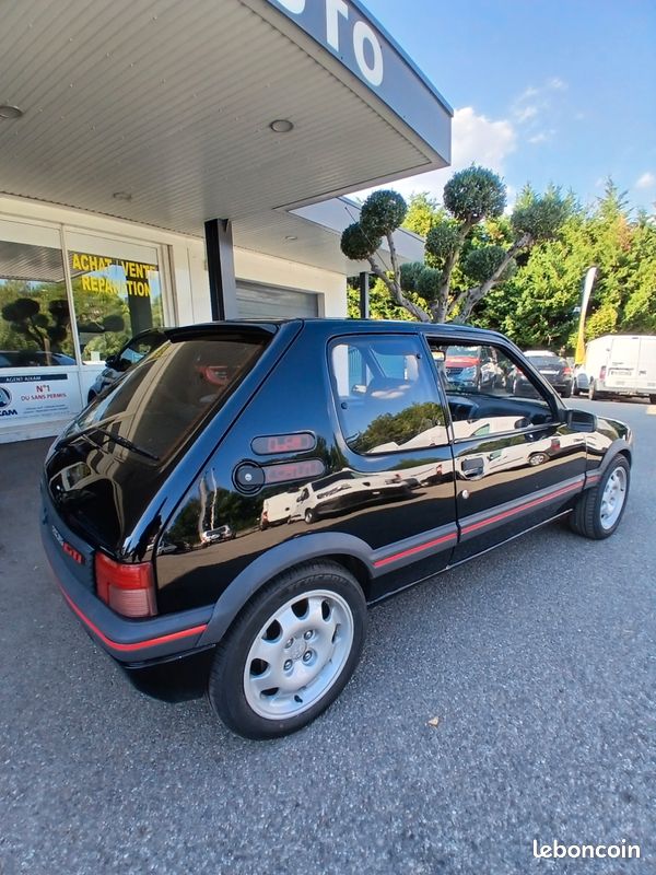 PEUGEOT 205 GTi 1.9