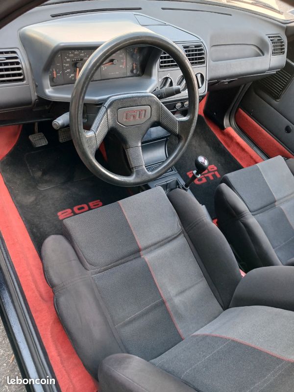 PEUGEOT 205 GTi 1.9