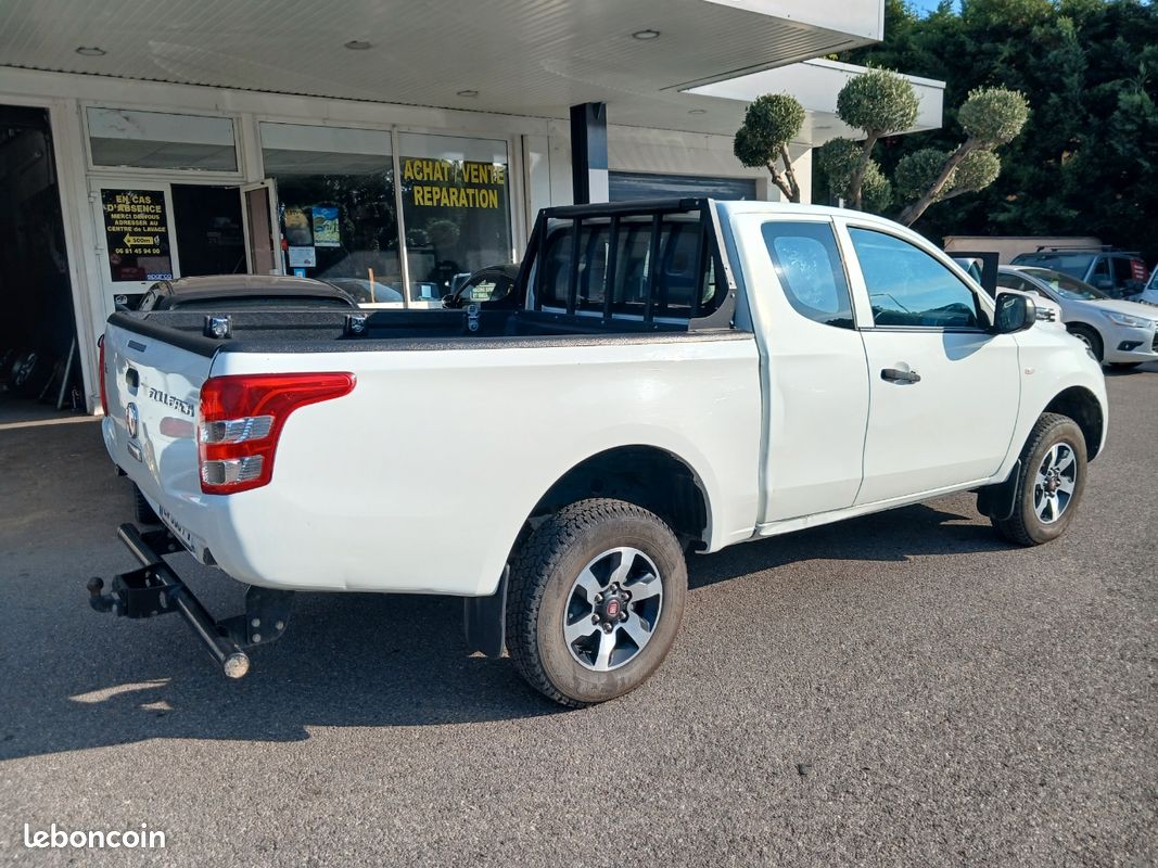 PICKUP FAIT FULL BACK 2.4 D 154 CH