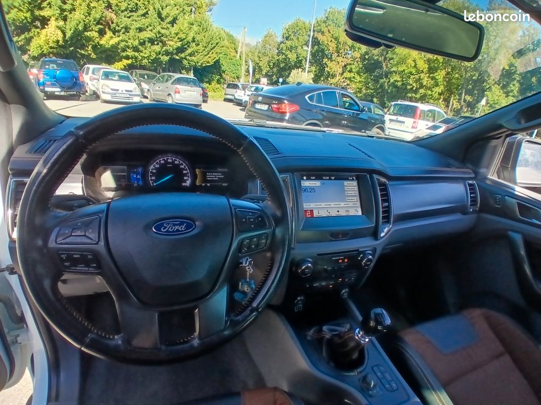 FORD RANGER WILDTRAK 1ER MAIN