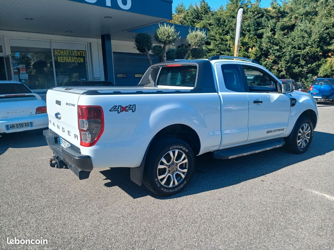 FORD RANGER WILDTRAK 1ER MAIN
